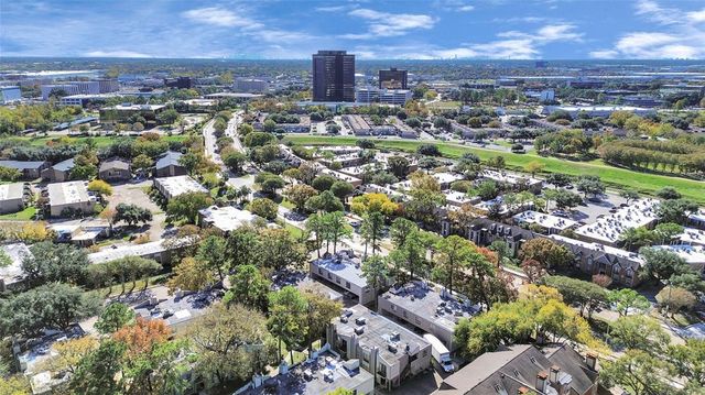 17202 Imperial Valley Drive 3, Houston, TX 77060