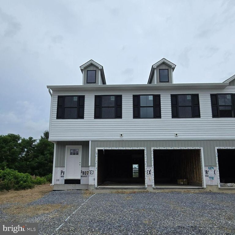 3617 BUCHANAN TRL W, Greencastle, PA 17225