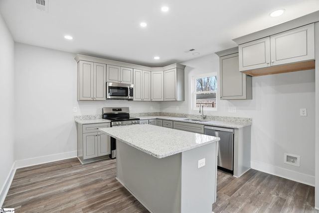 112 E Parker Road, Greenville, SC 29611