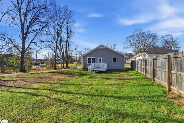 112 E Parker Road, Greenville, SC 29611