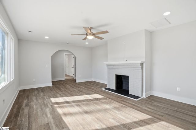 112 E Parker Road, Greenville, SC 29611