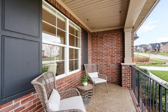 7065 Fiddlers Glen Dr, Arrington, TN 37014