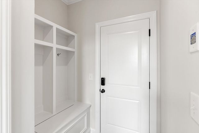 7065 Fiddlers Glen Dr, Arrington, TN 37014