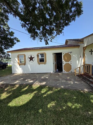 2100 S Highway 171, Cleburne, TX 76031