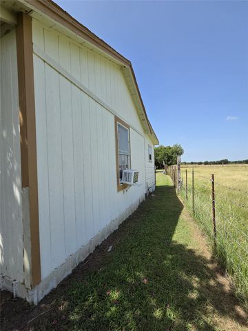 2100 S Highway 171, Cleburne, TX 76031