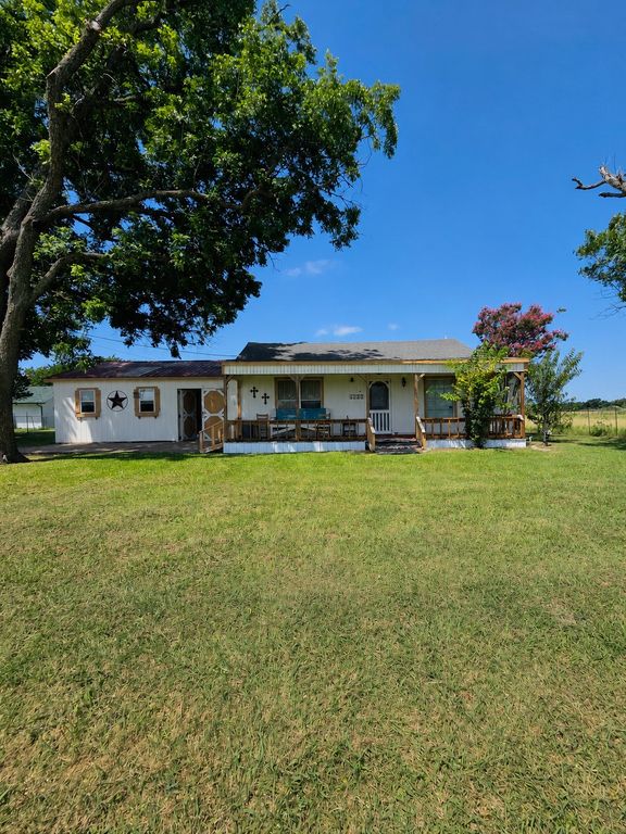 2100 S Highway 171, Cleburne, TX 76031