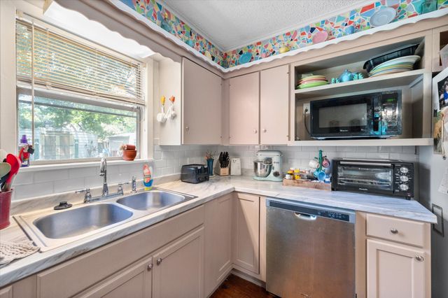 120 Woodland Avenue, Corsicana, TX 75110