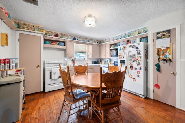 120 Woodland Avenue, Corsicana, TX 75110