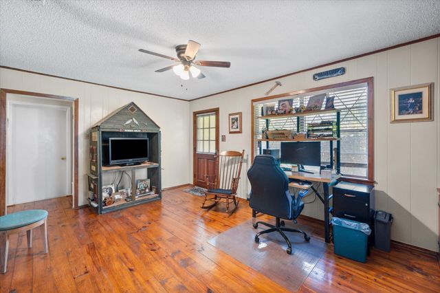 120 Woodland Avenue, Corsicana, TX 75110