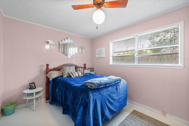 120 Woodland Avenue, Corsicana, TX 75110