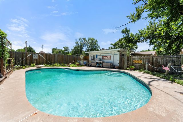 120 Woodland Avenue, Corsicana, TX 75110