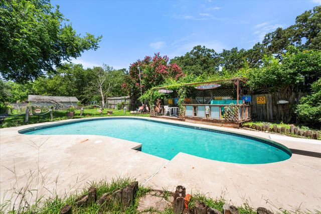 120 Woodland Avenue, Corsicana, TX 75110