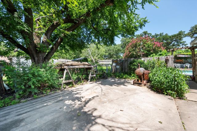 120 Woodland Avenue, Corsicana, TX 75110