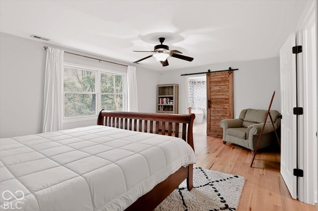 1040 Sullivans Ridge, Zionsville, IN 46077