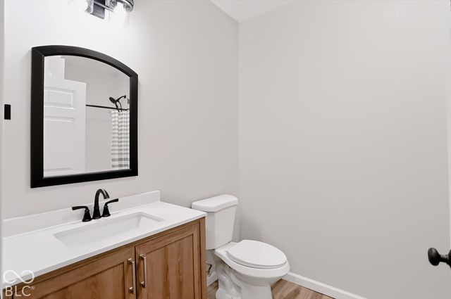 1040 Sullivans Ridge, Zionsville, IN 46077