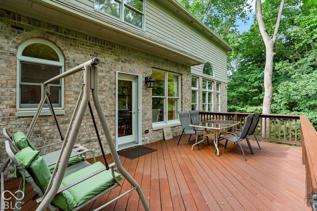 1040 Sullivans Ridge, Zionsville, IN 46077