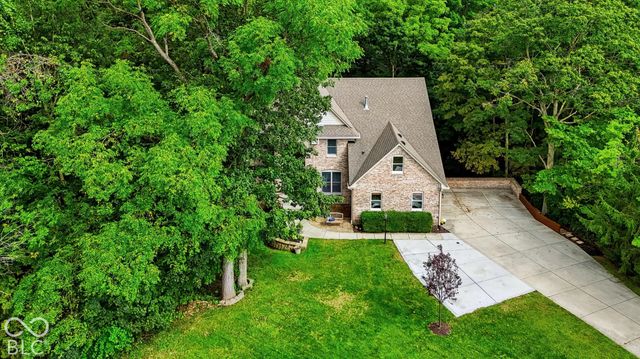 1040 Sullivans Ridge, Zionsville, IN 46077