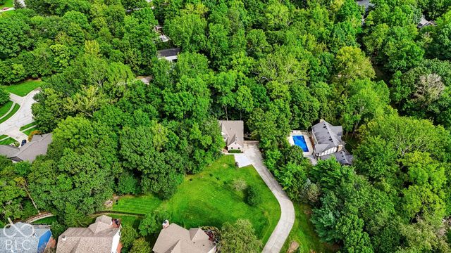 1040 Sullivans Ridge, Zionsville, IN 46077