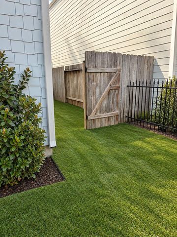 1154 W 10th Street, Houston, TX 77008