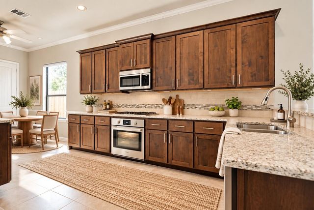 1154 W 10th Street, Houston, TX 77008