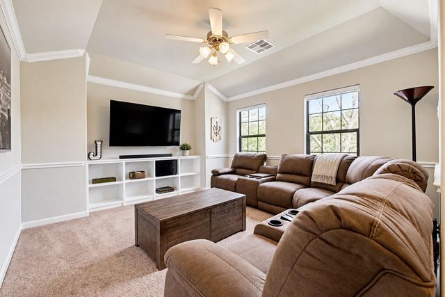 1154 W 10th Street, Houston, TX 77008