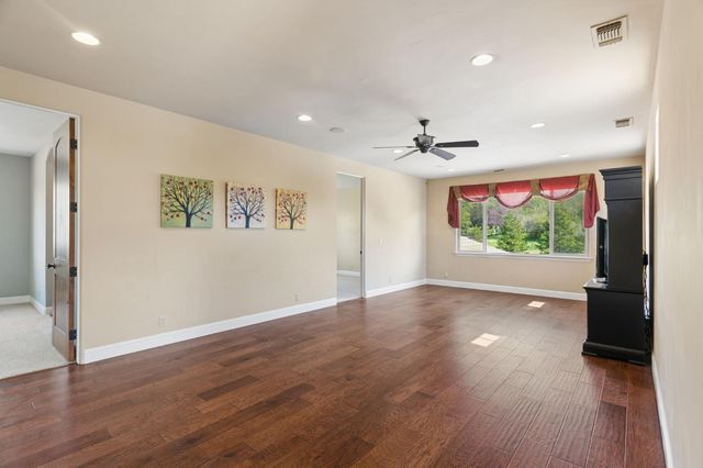 5180 Remuda Ct, Shingle Springs, CA 95682