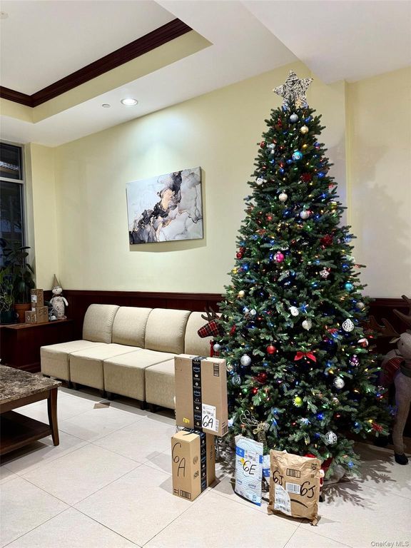 63-14 Queens Boulevard 3F, Woodside, NY 11377