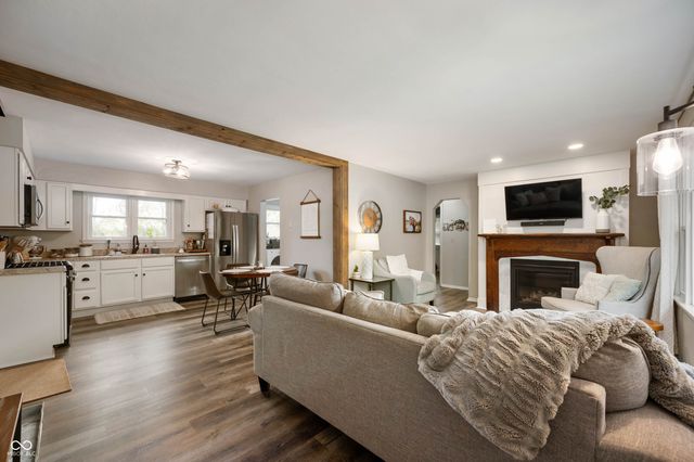 910 Stoner Drive, Anderson, IN 46013