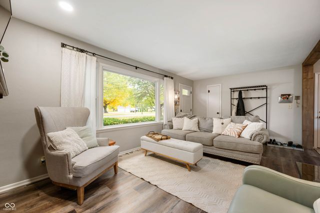 910 Stoner Drive, Anderson, IN 46013