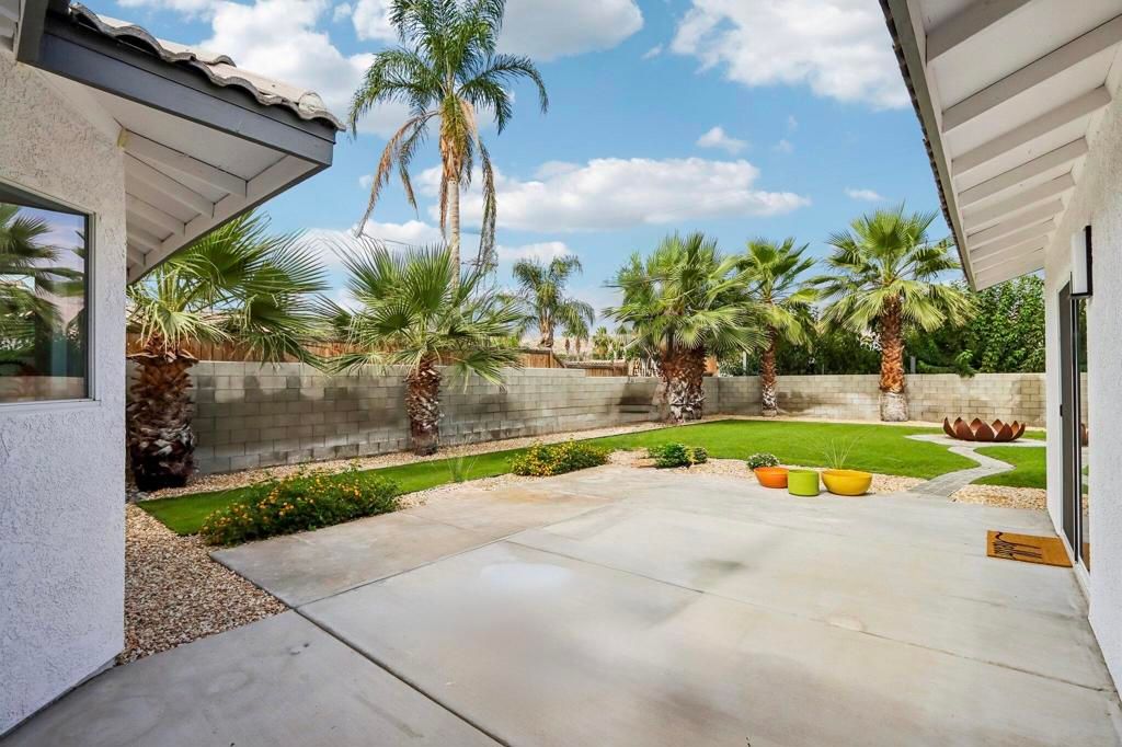 Image 30 of property listing at 1941 Marguerite Street, Palm Springs, CA 92264