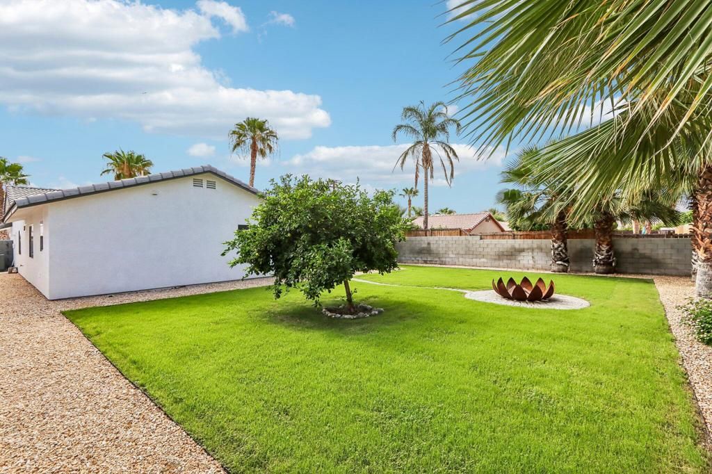 Image 36 of property listing at 1941 Marguerite Street, Palm Springs, CA 92264