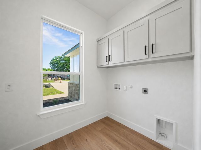 115 Dennis Drive, Azle, TX 76020