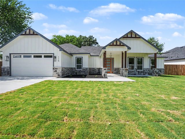 115 Dennis Drive, Azle, TX 76020