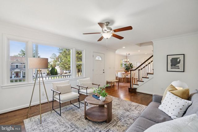 3333 SLADE RUN DR, Falls Church, VA 22042