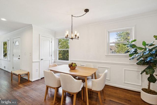 3333 SLADE RUN DR, Falls Church, VA 22042