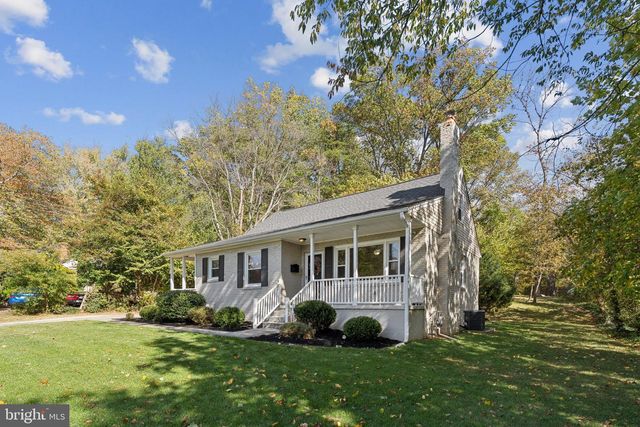 3333 SLADE RUN DR, Falls Church, VA 22042