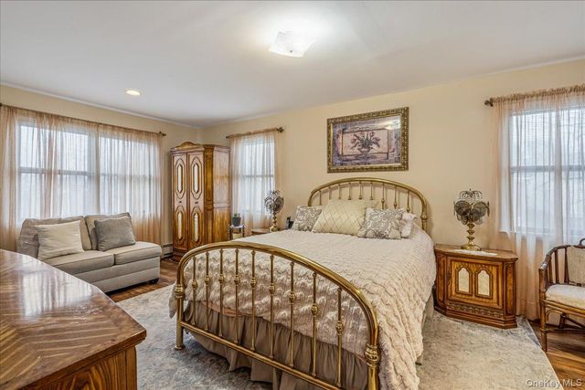 150-38 24th Avenue, Whitestone, NY 11357