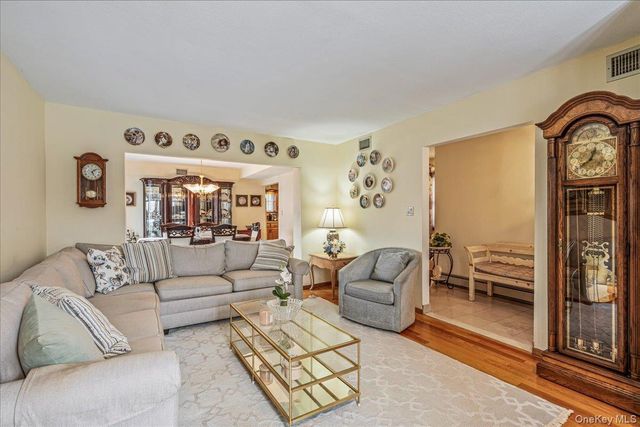 150-38 24th Avenue, Whitestone, NY 11357