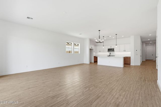 2942 E MANZANILA Avenue, San Tan Valley, AZ 85140