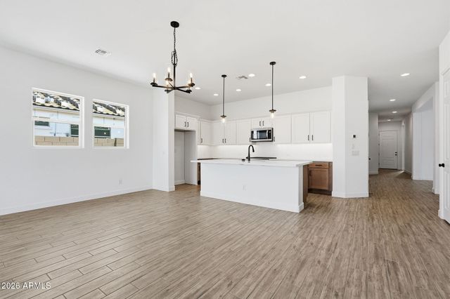 2942 E MANZANILA Avenue, San Tan Valley, AZ 85140