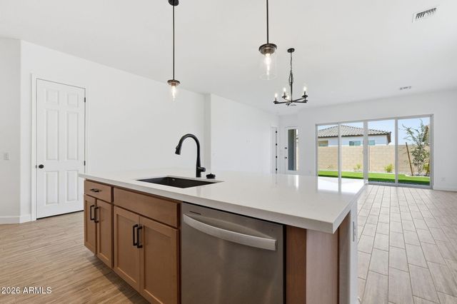 2942 E MANZANILA Avenue, San Tan Valley, AZ 85140