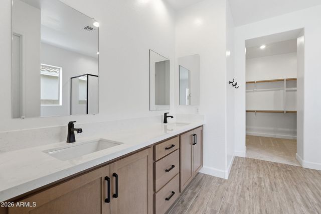 2942 E MANZANILA Avenue, San Tan Valley, AZ 85140