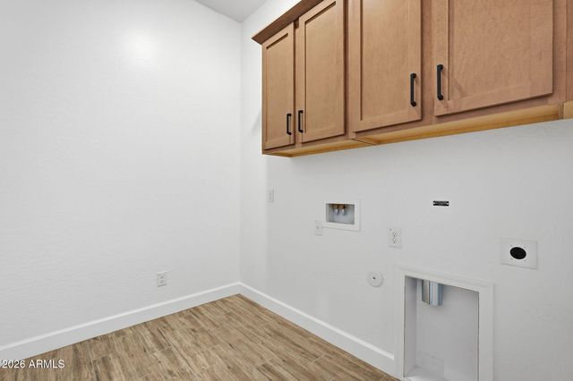 2942 E MANZANILA Avenue, San Tan Valley, AZ 85140