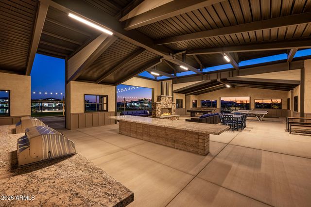 2942 E MANZANILA Avenue, San Tan Valley, AZ 85140