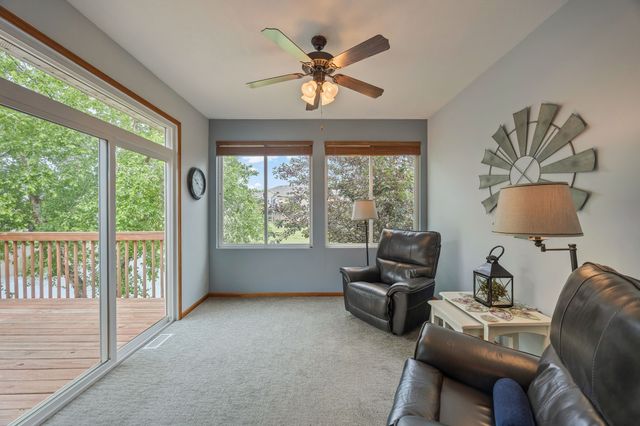 14323 Greenbelt Drive, Urbandale, IA 50323