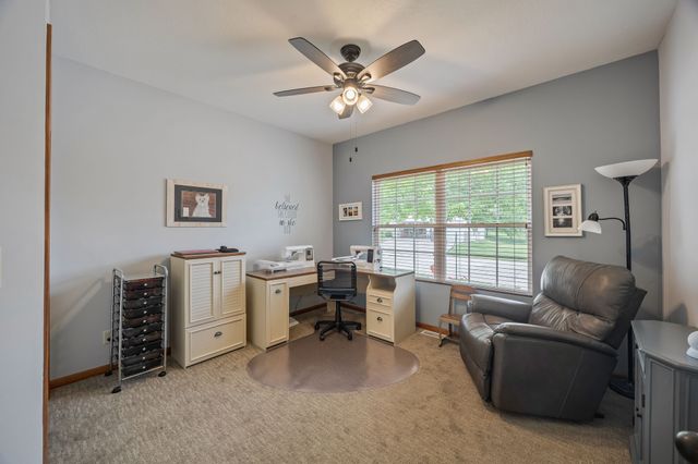 14323 Greenbelt Drive, Urbandale, IA 50323