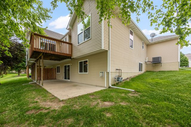 14323 Greenbelt Drive, Urbandale, IA 50323