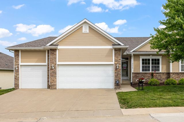 14323 Greenbelt Drive, Urbandale, IA 50323