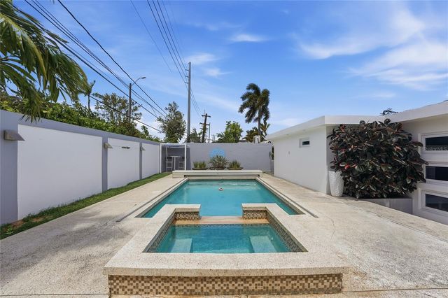 D32 CALLE ROMA, Guaynabo, PR 00966