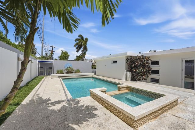 D32 CALLE ROMA, Guaynabo, PR 00966